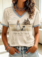 Women's Little House Printed V-neck T-shirt